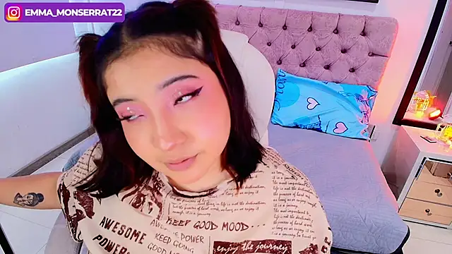 Emma monserrat online show from September 19, 2025, 7:36 pm