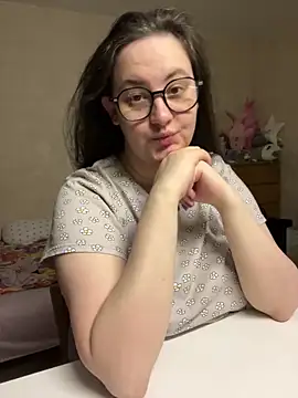 hungry1bunny online show from December 9, 2024, 5:30 pm