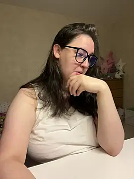 hungry1bunny online show from January 4, 2025, 6:30 pm