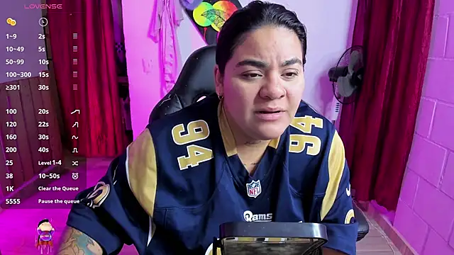 Sharon hils online show from February 5, 2025, 2:48 pm