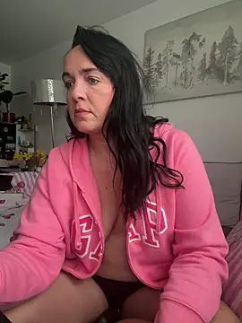 Snapshot of Dagmar92 chatting on February 15, 2026, 10:03 am Dagmar92 online show from February 15, 2026, 10:03 am