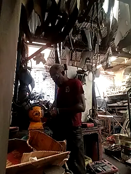 Yairelnegro online show from March 19, 2026, 7:40 pm