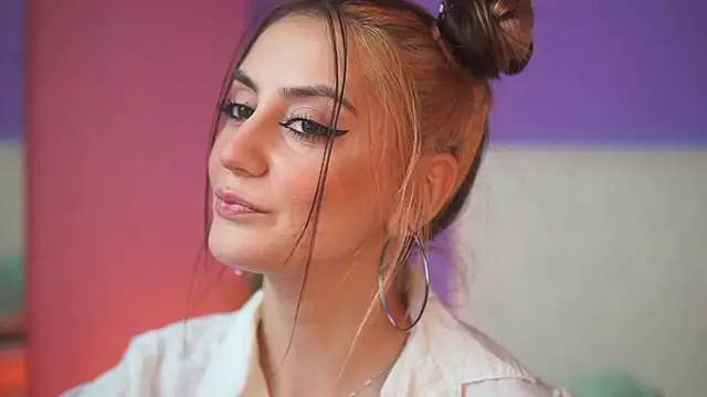 SabrinaHope online show from November 17, 2025, 7:30 pm