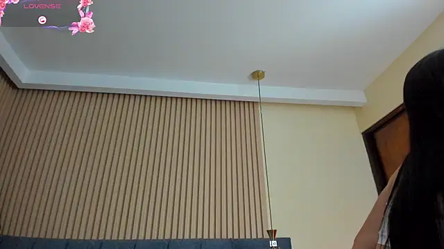 kathecute   online show from April 21, 2026, 1:42 am