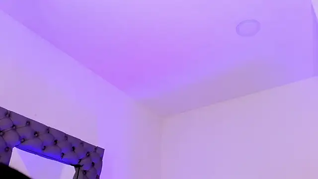 SamanthaFerrer   online show from February 24, 2025, 7:41 pm