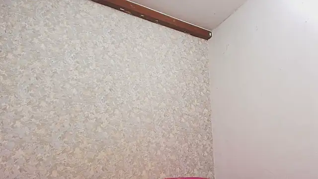 Snapshot of nicol_f chatting on March 19, 2025, 7:17 pm nicol f online show from March 19, 2025, 7:17 pm