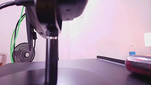 Snapshot of nicol_f chatting on September 30, 2025, 7:19 pm nicol f online show from September 30, 2025, 7:19 pm