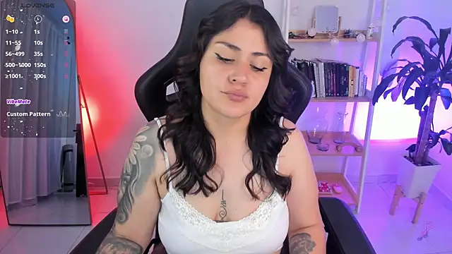 GretaX-X online show from April 8, 2026, 12:10 am