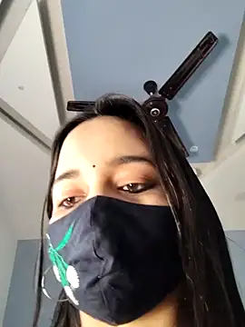 Varnika aarora online show from January 17, 2025, 10:33 am