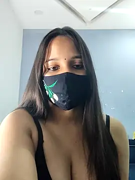 Varnika aarora online show from February 5, 2025, 5:41 am