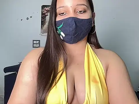 Varnika aarora online show from October 11, 2025, 3:39 am