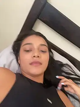 evely coelloo online show from February 14, 2025, 10:25 pm