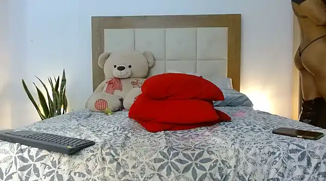 Snapshot of HELLEN_SWEET6 chatting on February 15, 2025, 1:31 am HELLEN SWEET6 online show from February 15, 2025, 1:31 am