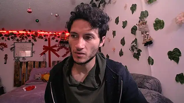 Afroditapoloo online show from December 14, 2024, 4:09 pm