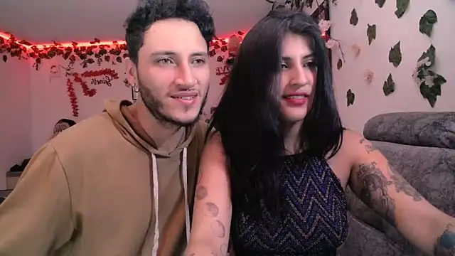 Afroditapoloo online show from January 15, 2025, 4:54 pm