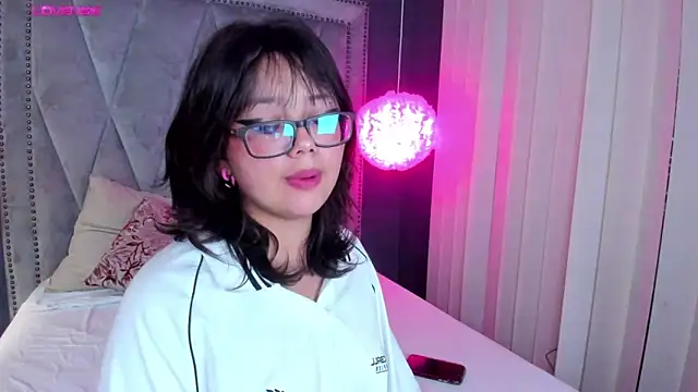 missy taylor  online show from February 26, 2025, 5:17 pm