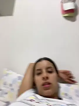 majosmith01 online show from April 21, 2026, 11:51 pm