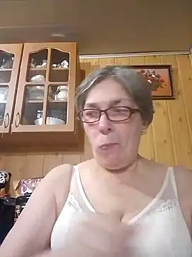 IrinaSweet54 online show from February 14, 2025, 2:54 pm