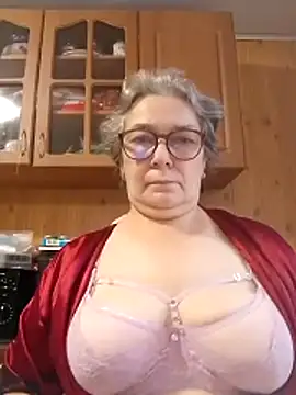 IrinaSweet54 online show from November 11, 2025, 7:19 am