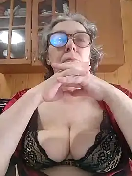 Snapshot of IrinaSweet54 chatting on July 12, 2026, 9:44 am IrinaSweet54 online show from July 12, 2026, 9:44 am