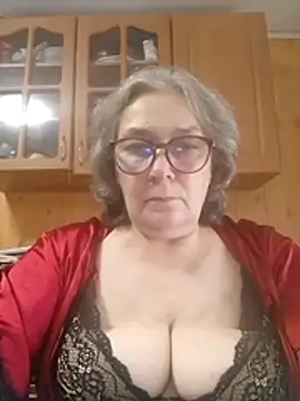 Snapshot of IrinaSweet54 chatting on July 21, 2026, 9:00 am IrinaSweet54 online show from July 21, 2026, 9:00 am