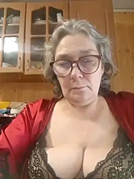 Snapshot of IrinaSweet54 chatting on July 29, 2026, 11:30 am IrinaSweet54 online show from July 29, 2026, 11:30 am