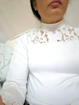 Lovepussyhair online show from January 7, 2026, 5:15 pm