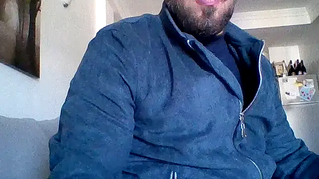 Snapshot of bobotatto chatting on April 19, 2026, 6:24 am bobotatto online show from April 19, 2026, 6:24 am