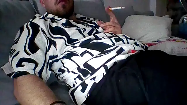 Snapshot of bobotatto chatting on April 24, 2026, 11:40 pm bobotatto online show from April 24, 2026, 11:40 pm