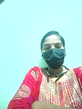 anusiya01 online show from February 1, 2025, 4:54 pm