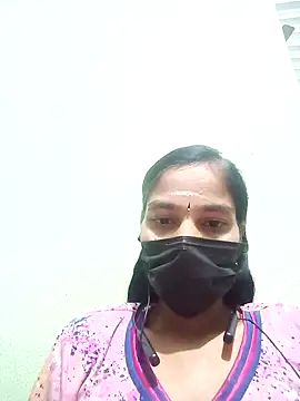 anusiya01 online show from February 16, 2025, 3:05 pm