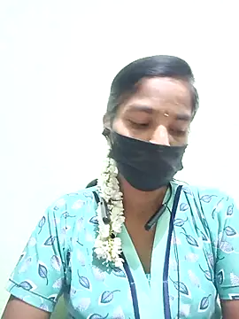 anusiya01 online show from February 22, 2025, 5:24 pm