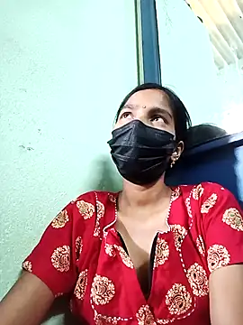 anusiya01 online show from March 10, 2025, 6:16 am