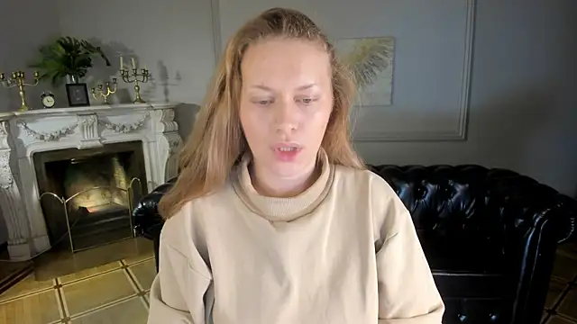 Ariell Margot  online show from January 28, 2025, 3:25 pm