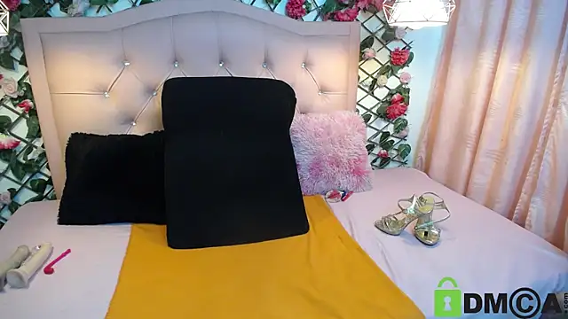 ElizabethSweet  online show from March 19, 2025, 7:17 pm