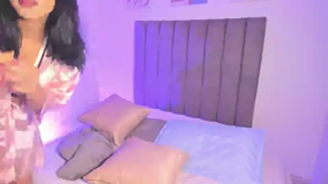 sarah  bigboobs online show from November 2, 2025, 11:34 am