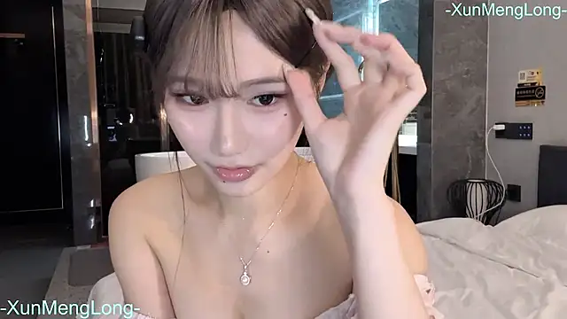 -XunMengLong- online show from August 4, 2026, 2:19 pm
