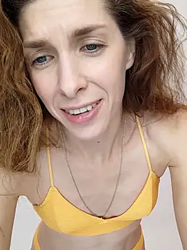 YourSuperModel online show from September 14, 2025, 11:53 am