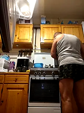 intx800 online show from October 23, 2025, 2:11 am