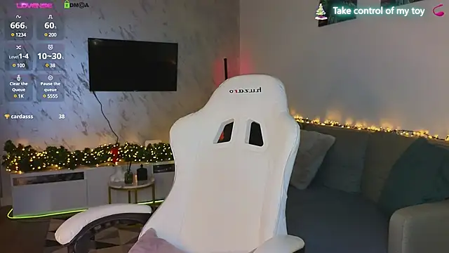 tina akira online show from December 27, 2024, 7:14 pm