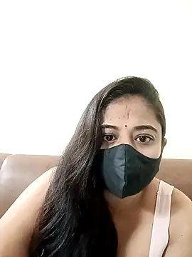 DIZZLING DIVA online show from January 4, 2025, 7:55 pm