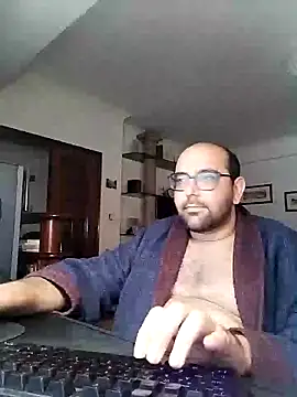 Snapshot of manokiitoo chatting on May 9, 2026, 3:06 pm manokiitoo online show from May 9, 2026, 3:06 pm