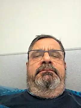 Snapshot of axecoman60 chatting on January 15, 2026, 5:05 pm axecoman60 online show from January 15, 2026, 5:05 pm