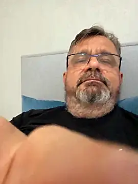 Snapshot of axecoman60 chatting on March 4, 2026, 7:20 pm axecoman60 online show from March 4, 2026, 7:20 pm