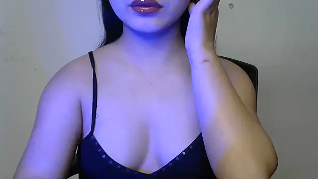 Snapshot of amrita2210 chatting on June 3, 2026, 7:30 pm amrita2210 online show from June 3, 2026, 7:30 pm