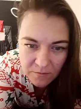 Snapshot of LunikaLunaX chatting on January 9, 2026, 6:53 pm LunikaLunaX online show from January 9, 2026, 6:53 pm