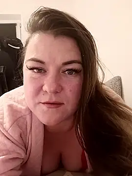 Snapshot of LunikaLunaX chatting on January 10, 2026, 4:53 pm LunikaLunaX online show from January 10, 2026, 4:53 pm