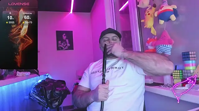 Snapshot of MAGABEAR077 chatting on March 1, 2025, 2:13 pm MAGABEAR077 online show from March 1, 2025, 2:13 pm