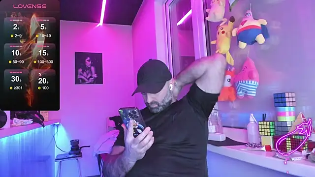 Snapshot of MAGABEAR077 chatting on March 5, 2025, 8:32 pm MAGABEAR077 online show from March 5, 2025, 8:32 pm