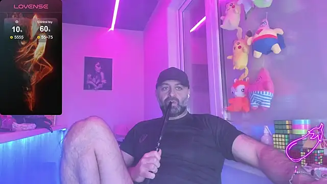 Snapshot of MAGABEAR077 chatting on March 8, 2025, 5:17 am MAGABEAR077 online show from March 8, 2025, 5:17 am